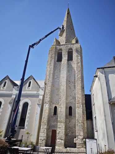Toit église