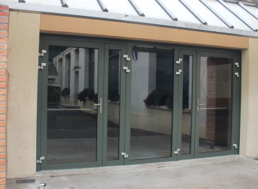 Nouvelles huisseries salle de motricité