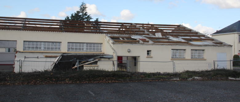 destruction de la salle des fêtes